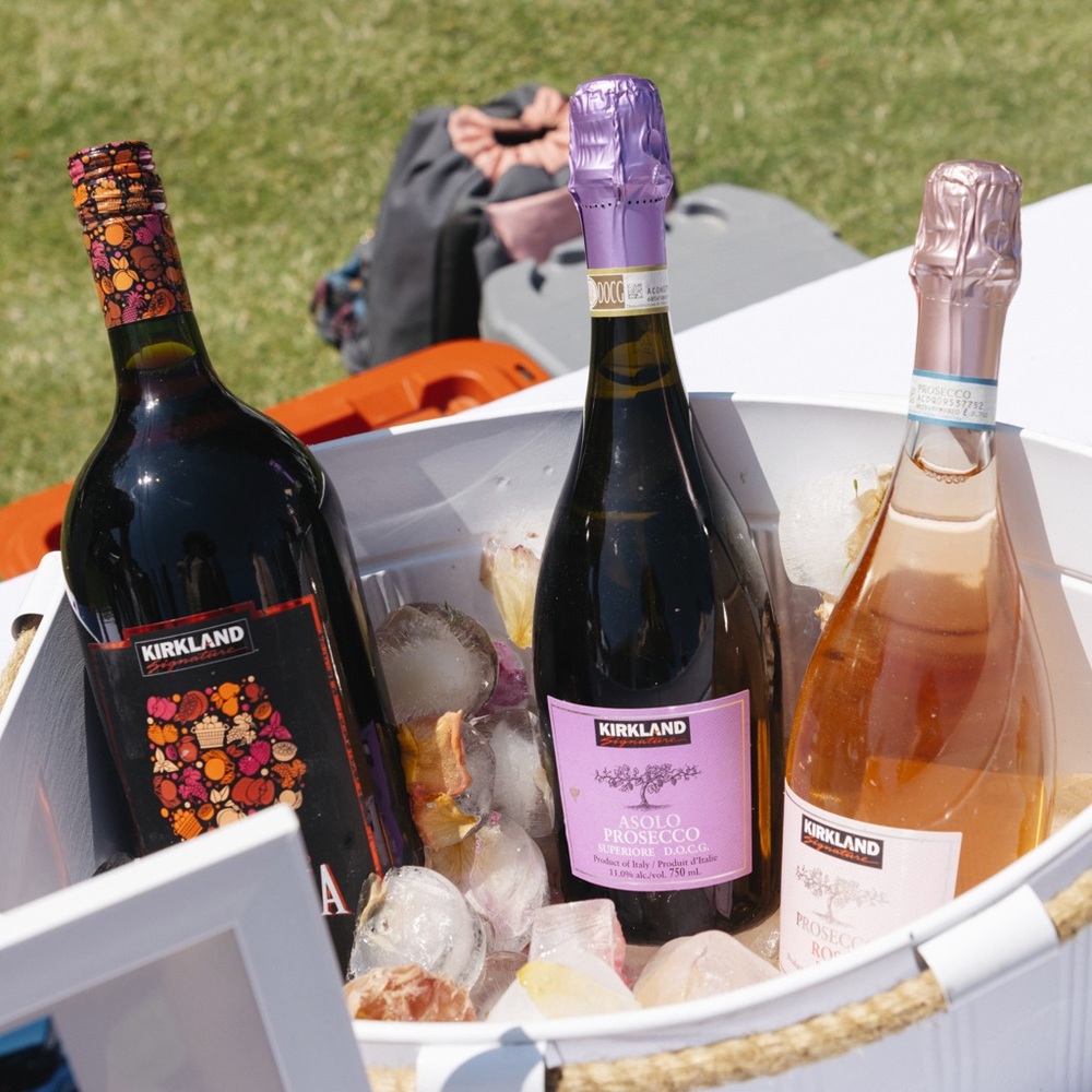 Boat shaped beverage cooler